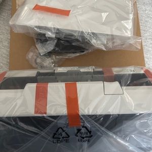 Fujitsu Fl-8170 document scanner